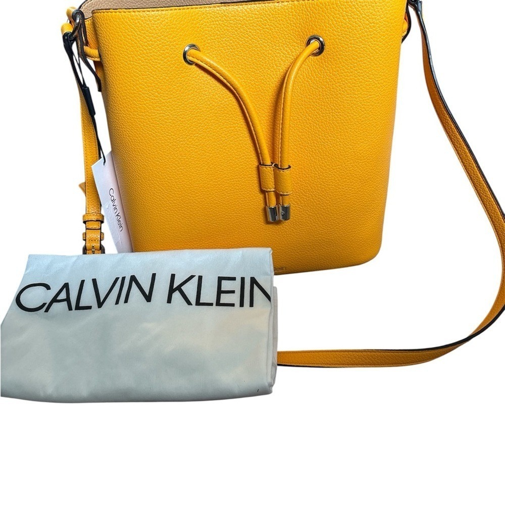 Calvin Klein Yellow Gabrianna tote bag